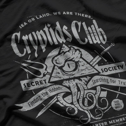 Cryptids in the Dark – Paranormal Mystery Creatures Love T-Shirt