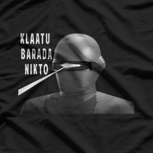 Retro Robot Sci-Fi Classic Vintage Alien Invasion Graphic T-Shirt