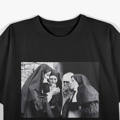 Vintage Smoking Nuns – Hilarious Female Leisure Tee T-Shirt