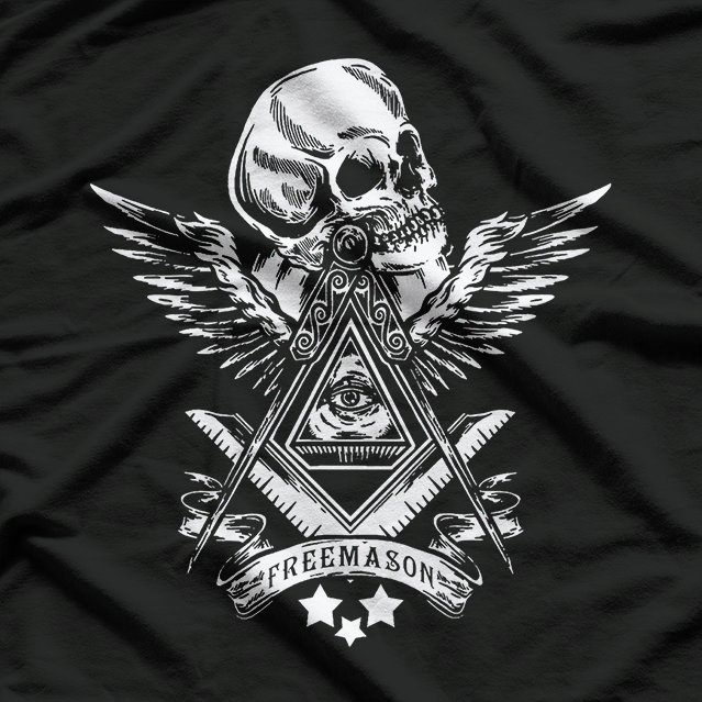 Freemason Compass Square All Seeing Eye Wings Masonic Skull T-Shirt