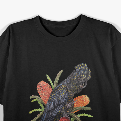 Wildlife Art – Stunning Red-Tailed Black Cockatoo Bird Design T-Shirt