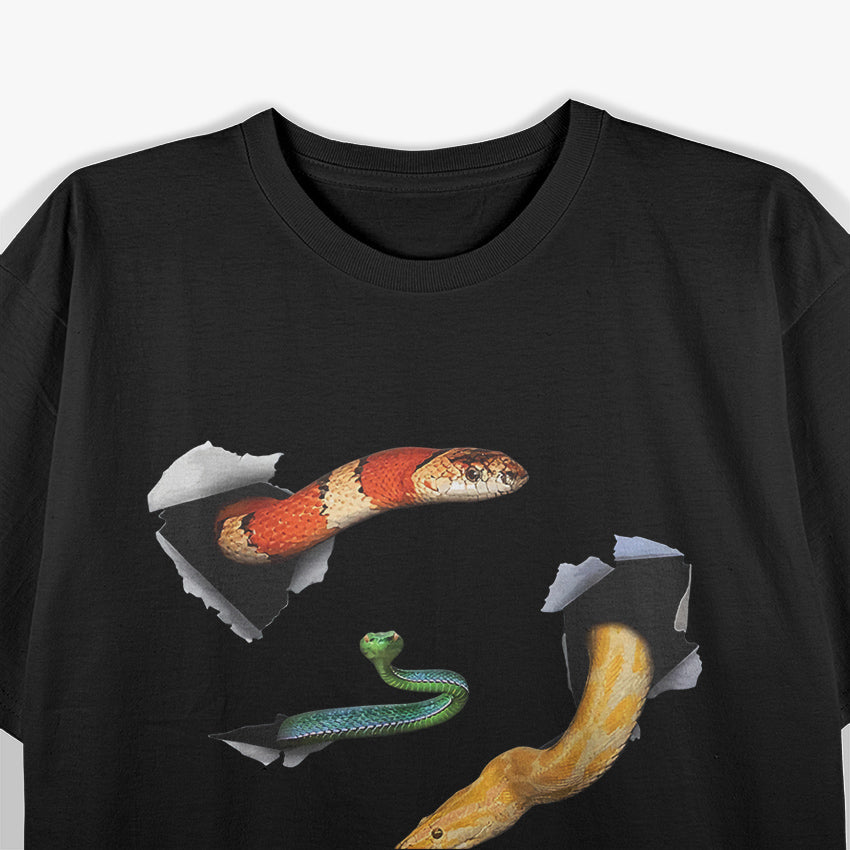 Snake Lover Funny Reptile Enthusiast Bold Animal Design T-Shirt