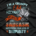 Old Mechanic Cool Design Great Gift T-Shirt