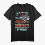 Old Mechanic Cool Design Great Gift T-Shirt