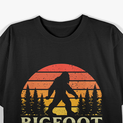 Bigfoot Saw Me But Nobody Believes Him T-Shirt