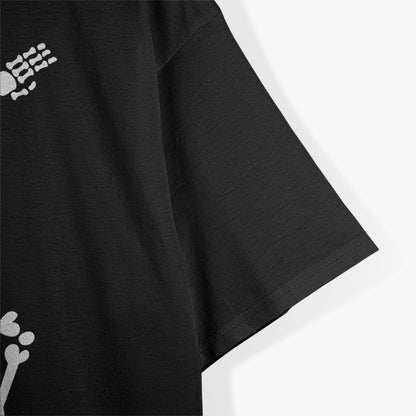 Dabbing Skeleton with Soccer Ball: Fun Sports T-Shirt