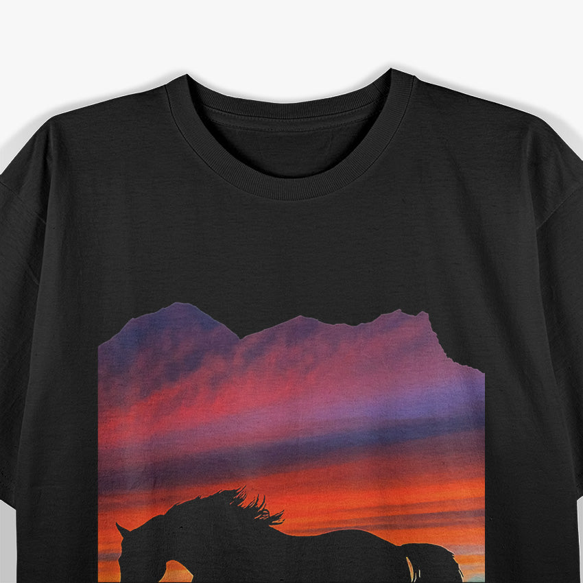 Arabian Majesty: Elegant Horse Silhouette T-Shirt