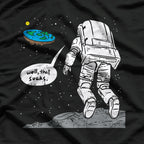 Astronaut Landing on Flat Earth: Well, That Sucks T-Shirt