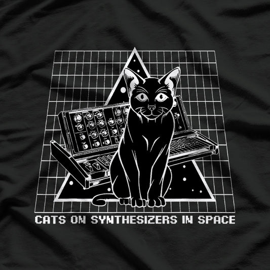 Cats on Synthesizers in Space – Funny Musician Retro T-Shirt