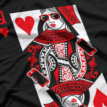 Queen of Hearts Playing Card Poker Casino Lover Retro T-Shirt