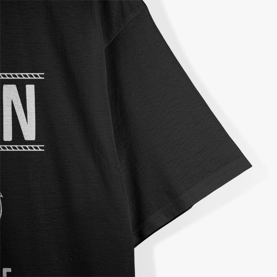 Captain Of The Boat I'm Always Right Funny Gift T-Shirt