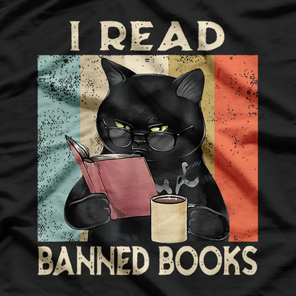 Black Cat I Read Banned Books Funny Novelty T-Shirt