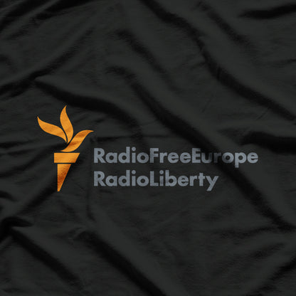 Vintage Radio Waves – Free Europe Inspired Design T-Shirt