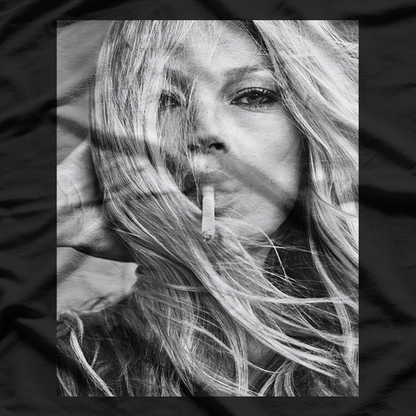Vintage Model – Retro Fashion Icon Smoking T-Shirt