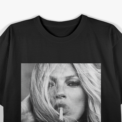 Vintage Model – Retro Fashion Icon Smoking T-Shirt