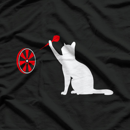 Funny Dart Throwing Cat – Perfect Gift for Dart & Cat Lovers T-Shirt